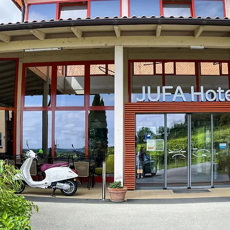 Hotel Jufa 3*