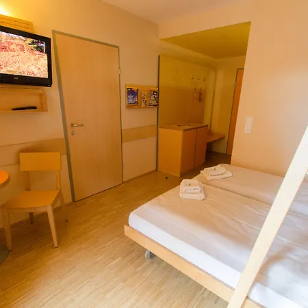 Jufa Hotel 3*