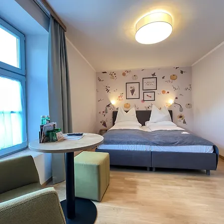 Hotel Jufa 3*