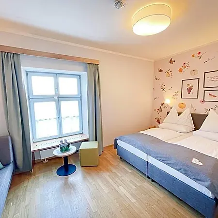 Hotel Jufa 3*